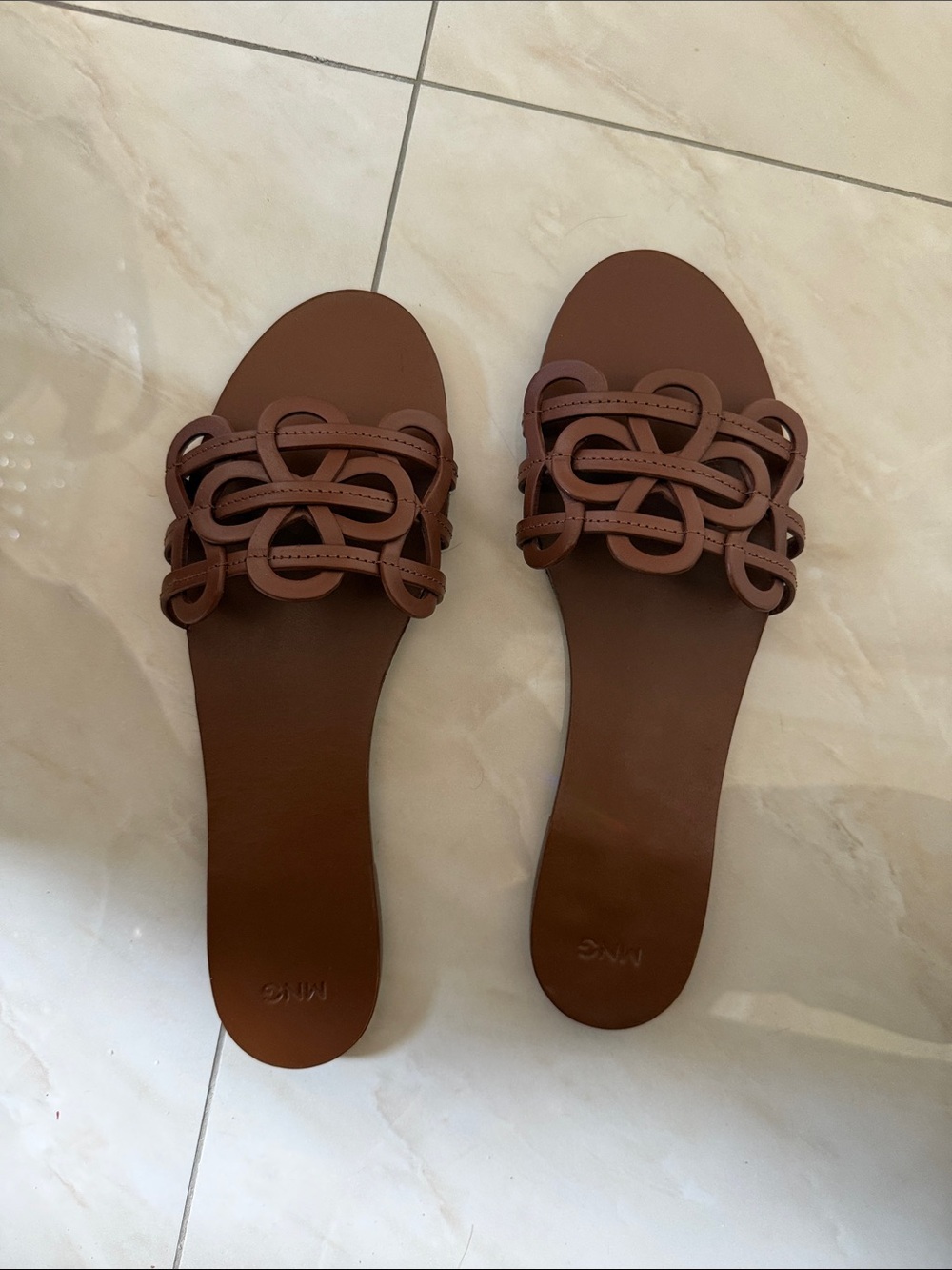 MNG Mango Brown Leather
Intertwined Strap Sandals
Casual Everyday EU size 41